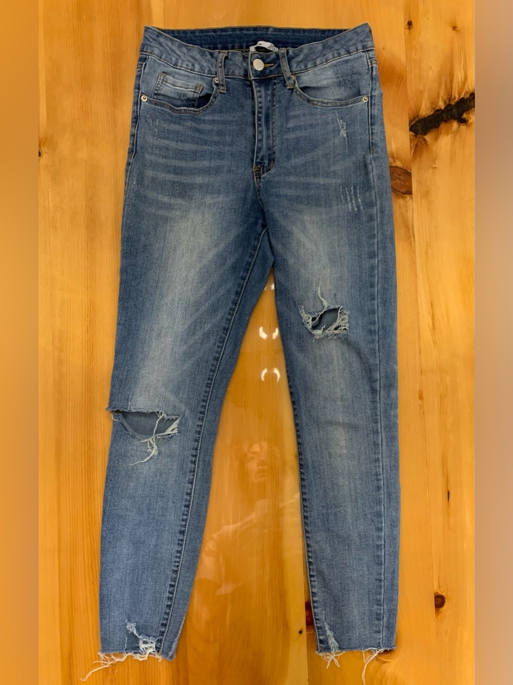 Dex Women’s Light Blue Distressed Skinny Jeans